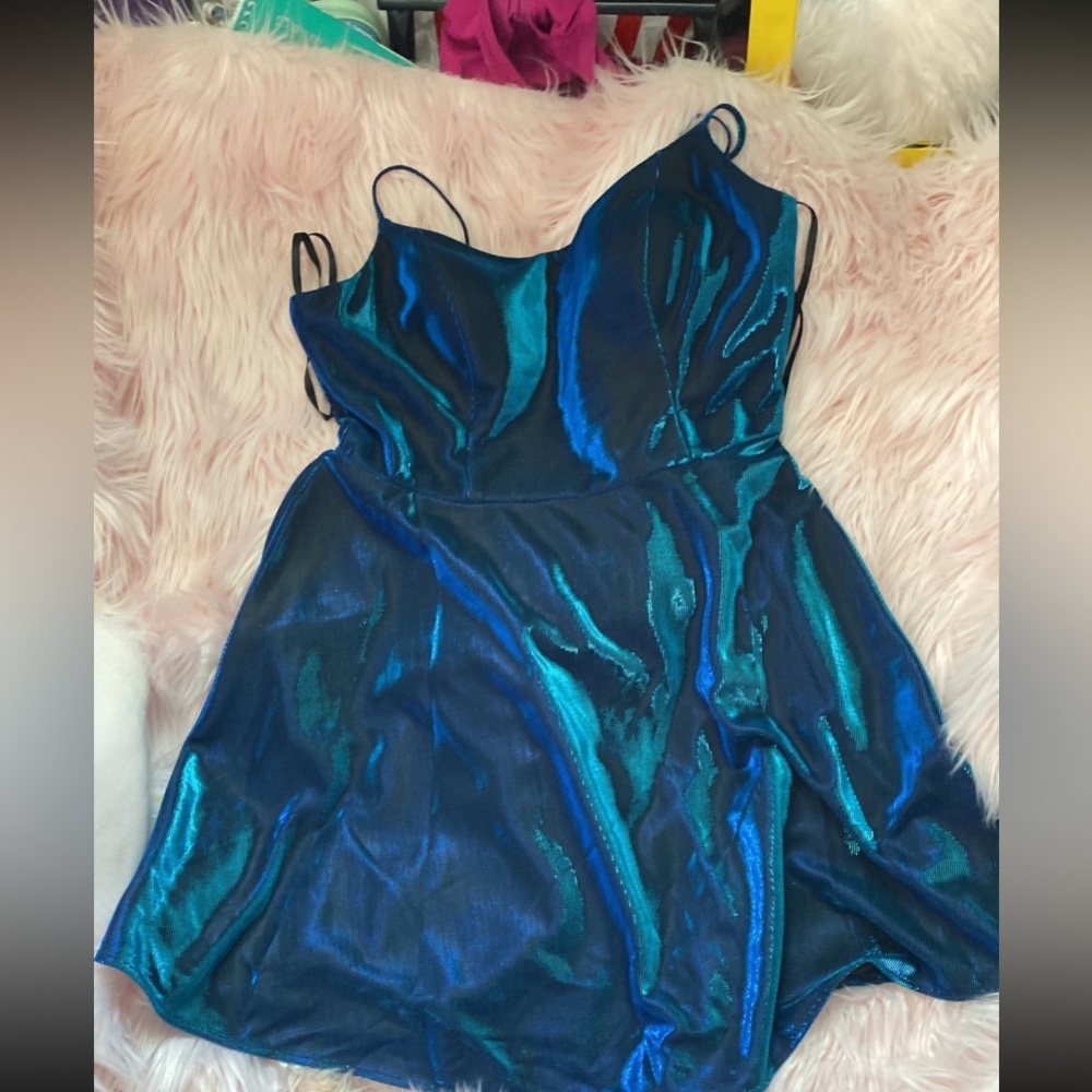 Color changing homecoming dress